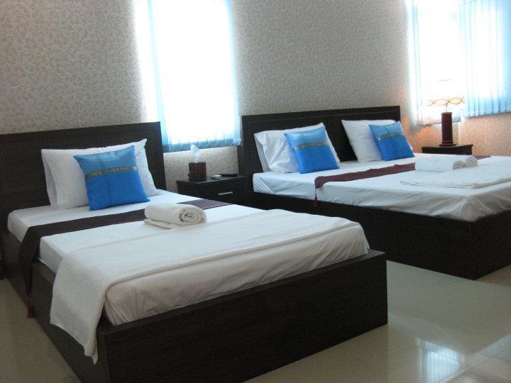 J L Residence Hotel Sattahip Dış mekan fotoğraf