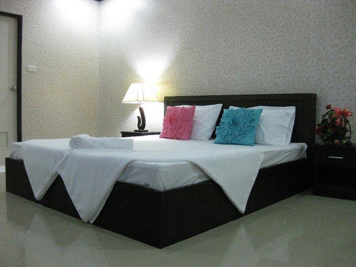 J L Residence Hotel Sattahip Dış mekan fotoğraf